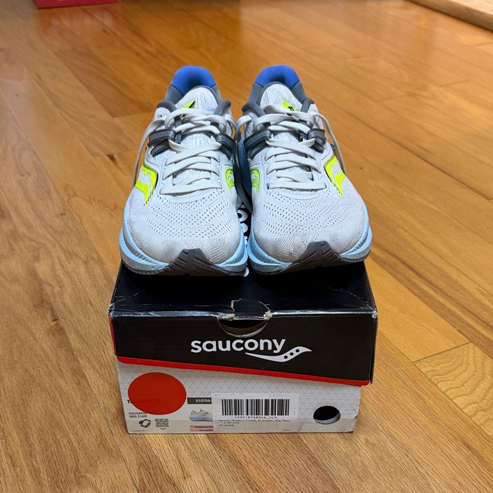 Saucony Women's Gray and Neon Yellow Athletic Running Shoes